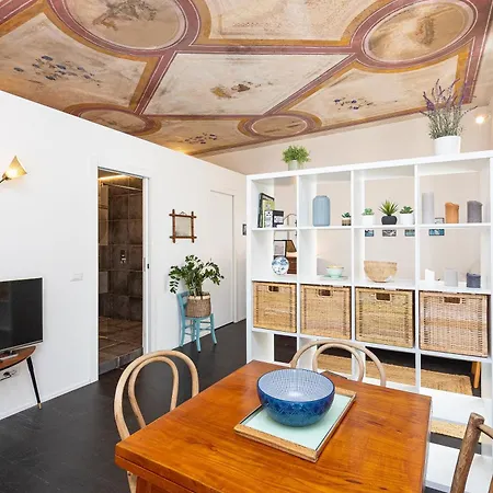 Campani By In Apartment